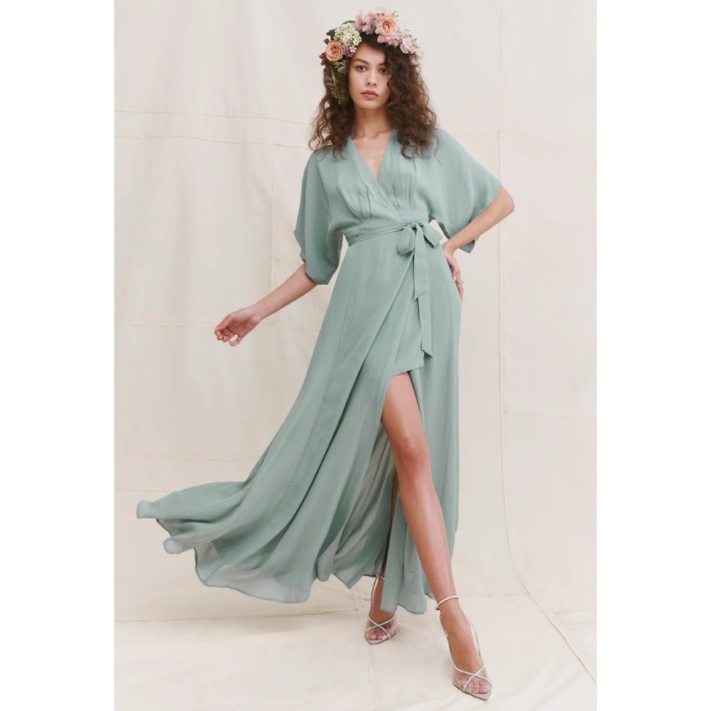 Reformation Winslow Dress in Celadon - Picture 2 of 12